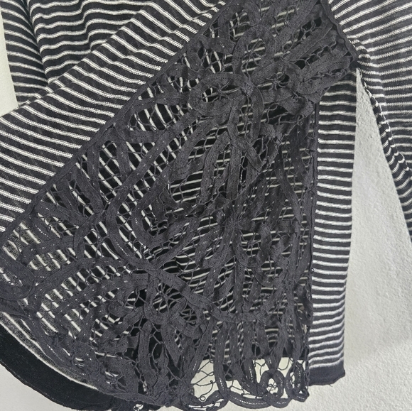 Free People Linen Blend Crochet Love Me Do Blouse Top Sz M Stripe Oversize - Picture 14 of 16